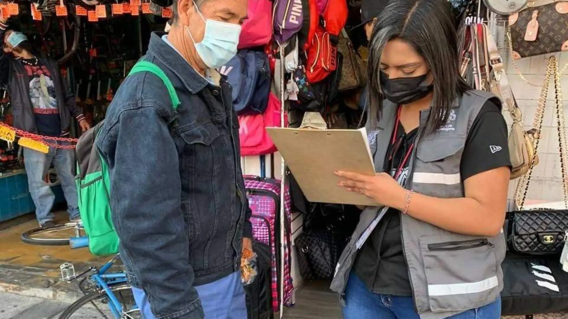 comerciantes irregulares en San Juan de Dios